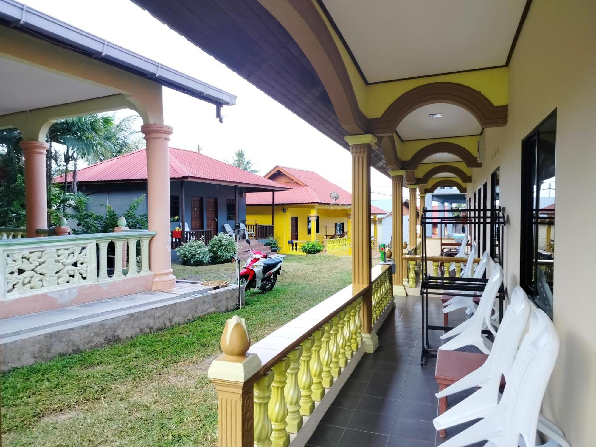 レストゥ シャレー Kampong Ayer Batang エクステリア 写真